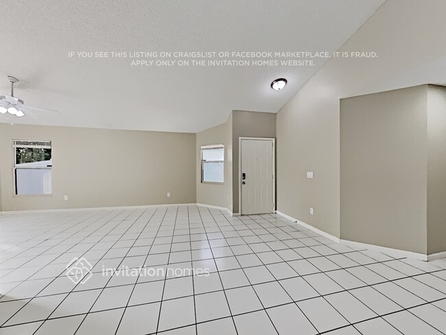 Building Photo - 1333 E Glen Oak Rd