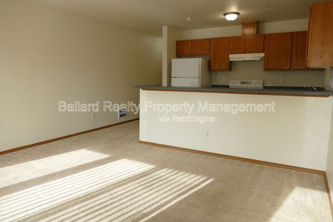 Building Photo - 1550 NW 51st St