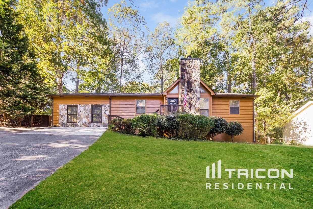 4251 Cary Drive Snellville GA House Rental in Snellville, GA