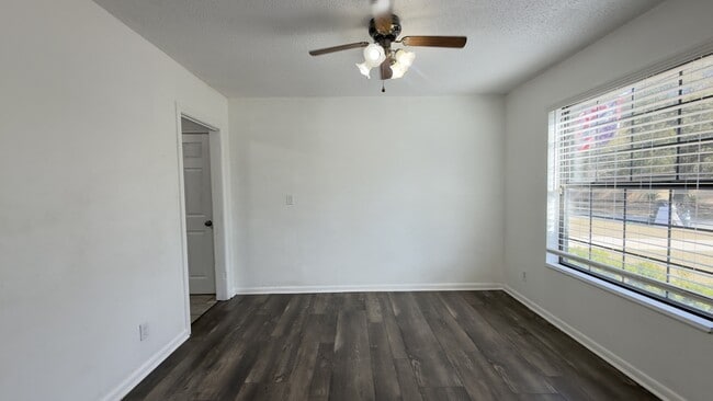 Foto del edificio - 1480 Alecia Dr