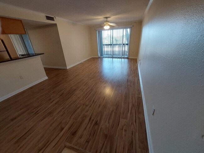 Foto del edificio - 2500 Winding Creek Blvd