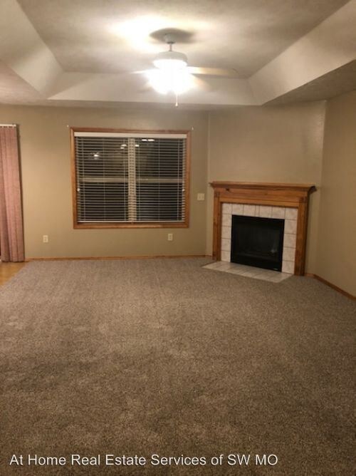 Building Photo - 3 br, 2 bath House - 3881 W Roxbury