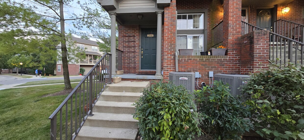 Primary Photo - 2946 Barclay Way