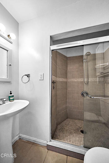 Foto del edificio - 3345 Burritt Way