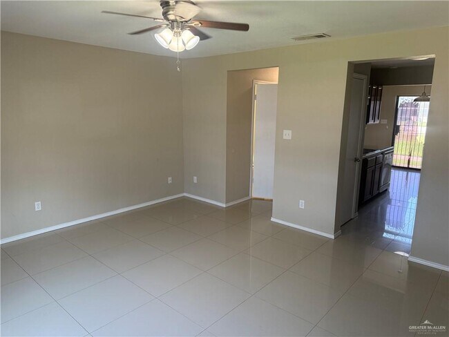 Foto del edificio - 11 South Dr