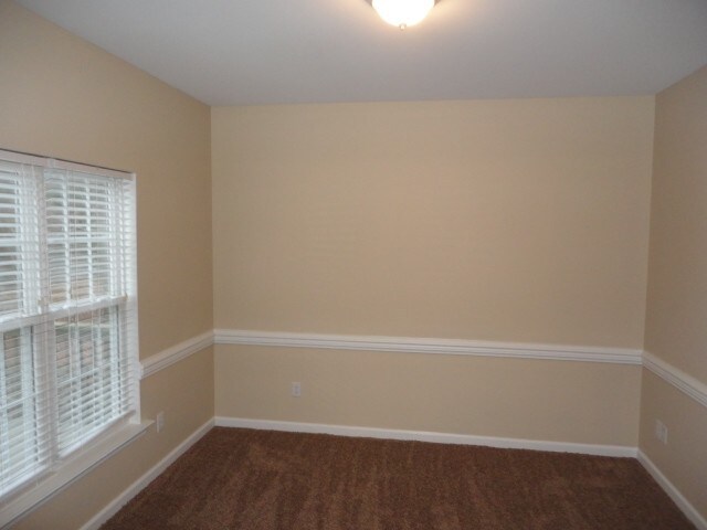 Foto del edificio - 3324 Forest Mill Cir