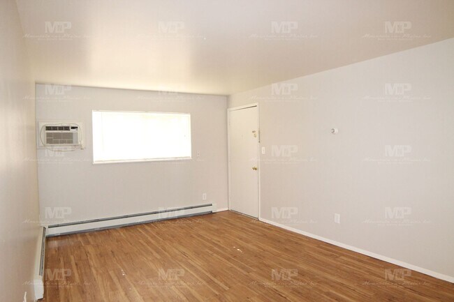 Foto del edificio - 2909 Sumac St