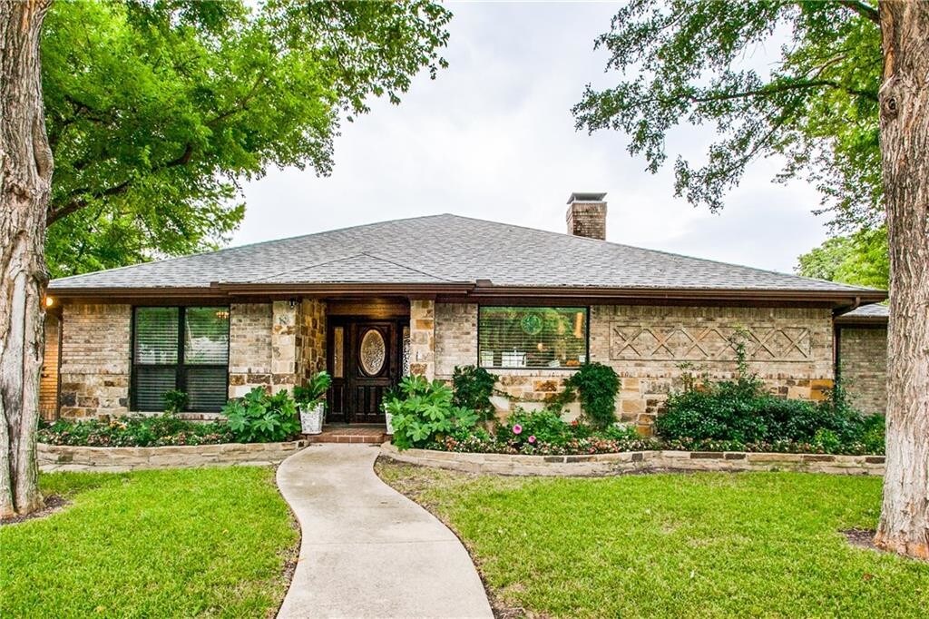 Primary Photo - 909 Sunningdale Cir
