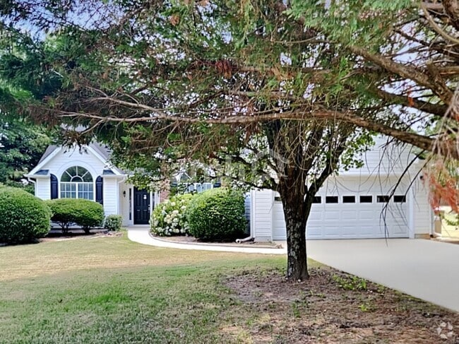 Building Photo - 3385 Woodash Ln