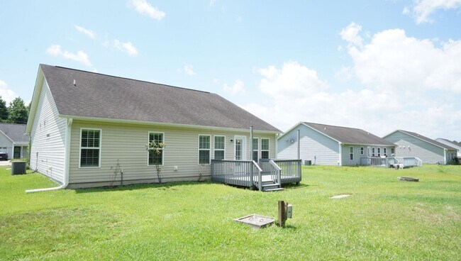 Foto del edificio - 106 Farmgate Dr