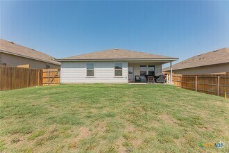 Building Photo - 2306 Aylesbury Dr