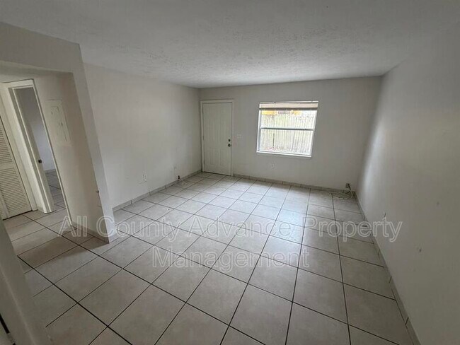 Foto del edificio - 4911 E Temple Heights Rd