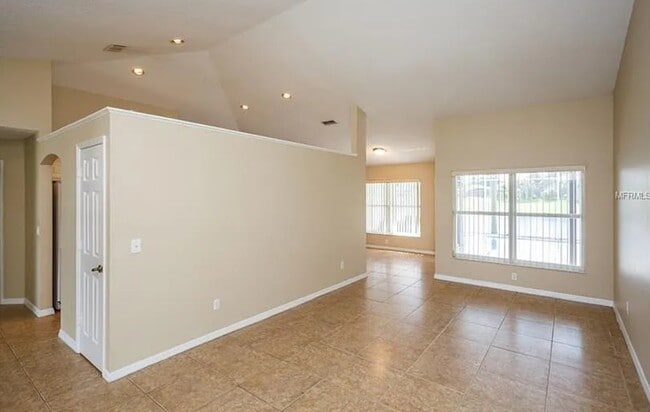 Building Photo - 12687 Waterhaven Cir