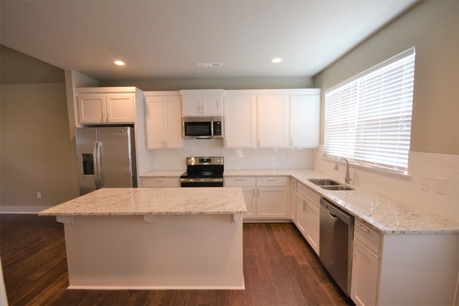 Building Photo - 2019 S Florida Way