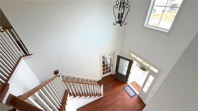 Foto del edificio - 3032 Eaglecrest Ln