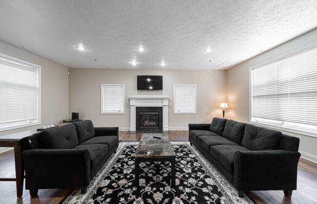 Foto del edificio - Student Rental 627 N Saint Peter St