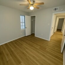 Building Photo - 3314 N MacGregor Way