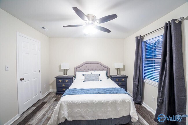 Foto del edificio - 12334 Chicamauga Trail SE