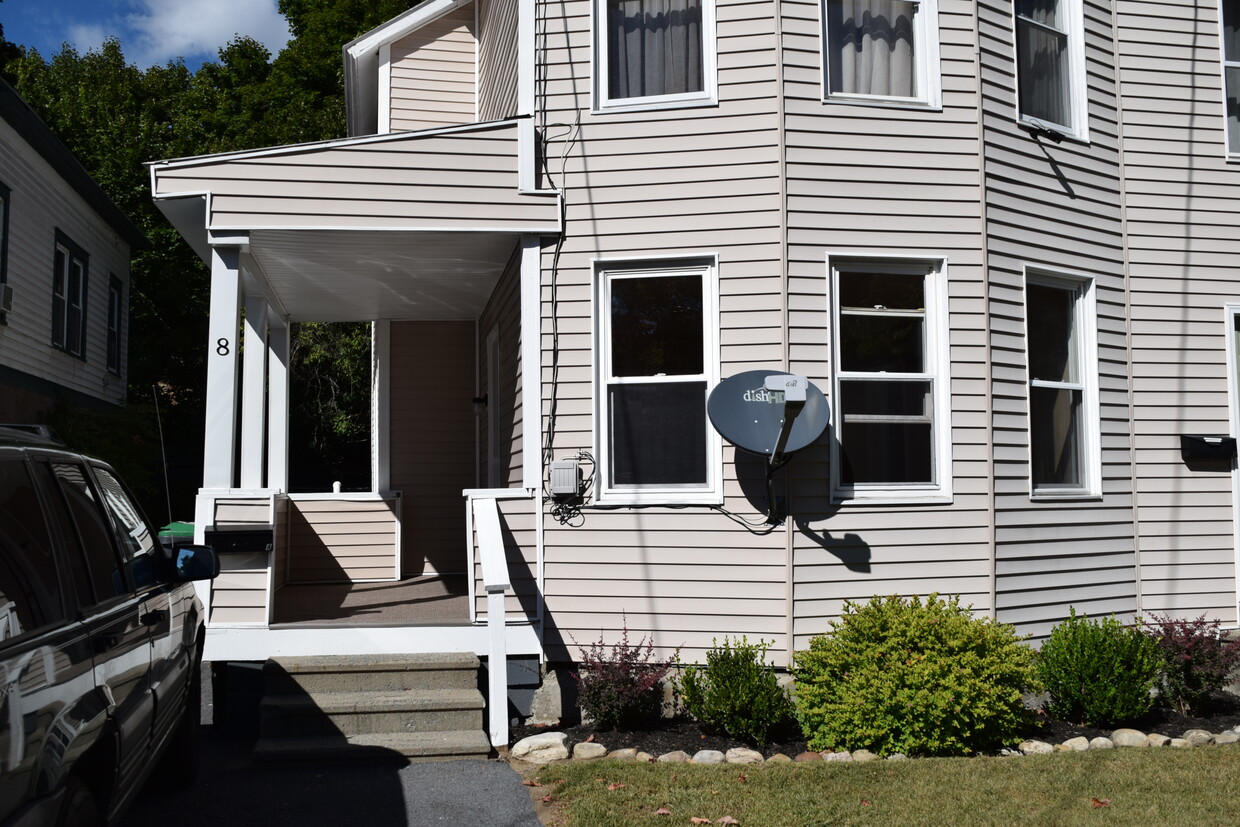 First floor entrance with spacious front porch. - 8 Grand Street