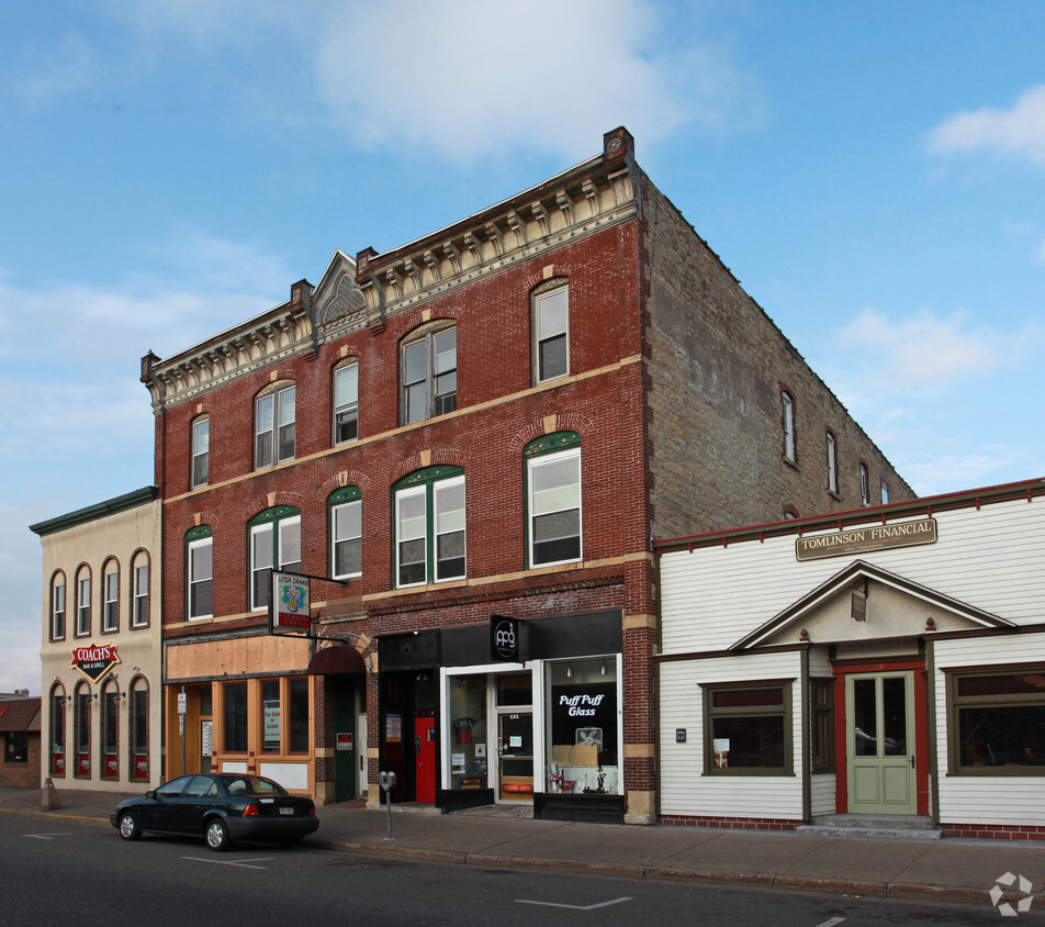 121-123 Main St S, River Falls, WI 54022 - 121-123 Main St S River ...