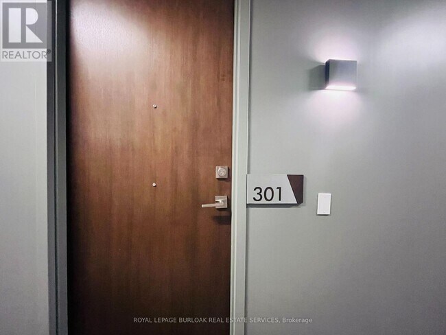 Photo du bâtiment - 101 Locke St S