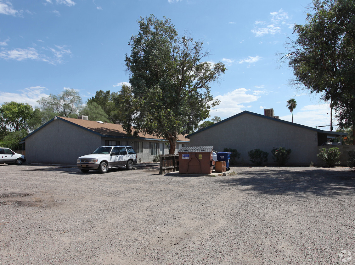 Foto principal - 4540 E Pima St