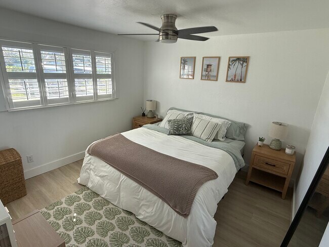 Foto del edificio - 1344 West Ln