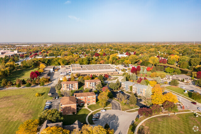 Aerial Photo - 256-280 Canterbury Ln