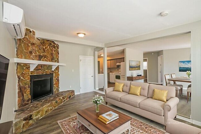 Foto del edificio - 7216 Gulf Breeze Cir