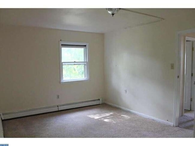 Building Photo - 39 Ardsley Avenue