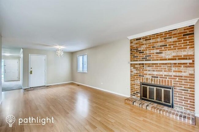 Building Photo - 12 Lorraine Ave, Woodridge, IL, 60517