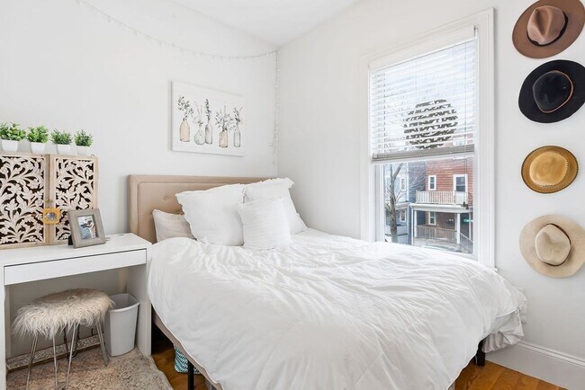 Foto del edificio - 142 Boston St