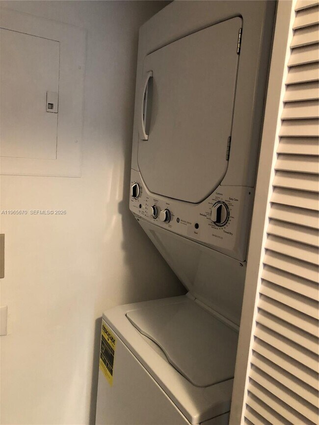 Foto del edificio - 90 Alton Rd