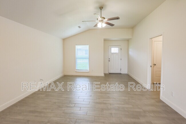 Foto del edificio - 501 NW 59th Ave