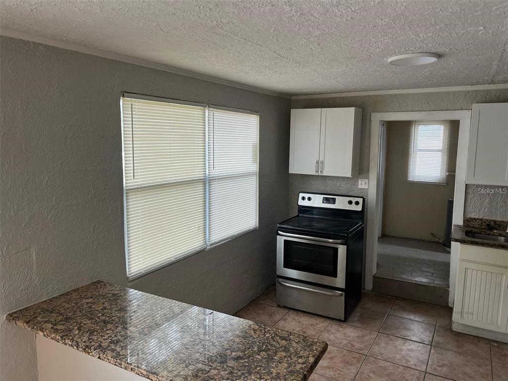 Building Photo - 1450 Wakulla Way