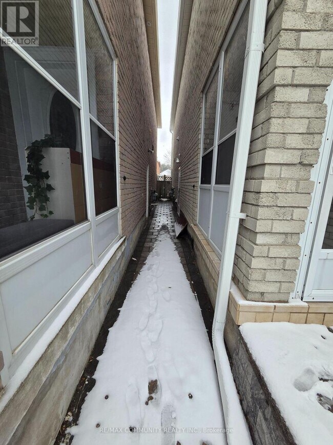 Photo du bâtiment - 153 Cimmaron St