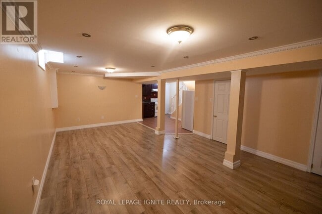 Building Photo - 35 Goodwood Dr