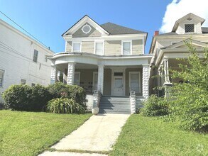 Building Photo - 936 Magnolia St
