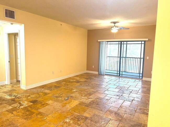 Building Photo - 3021 Alcazar Pl