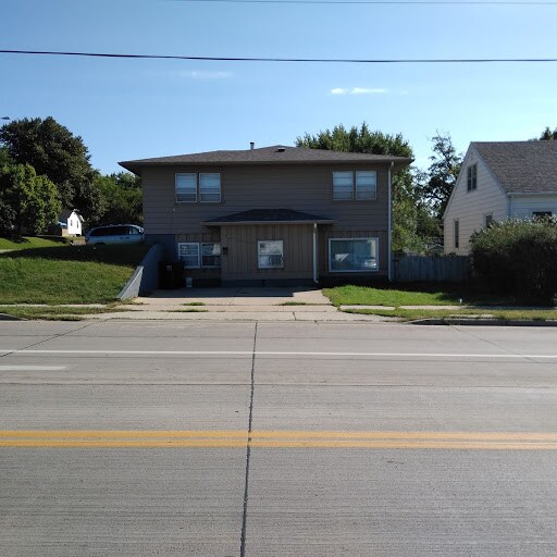 Primary Photo - 1801 W 10th St