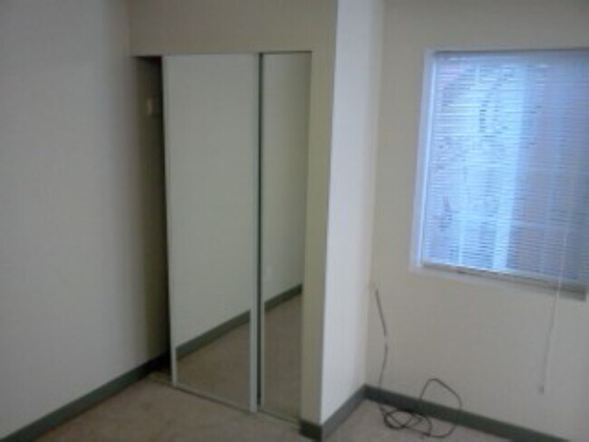 part of bedroom - 2146 Bonar St