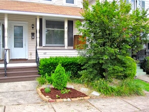 Building Photo - 167 S Sherman St