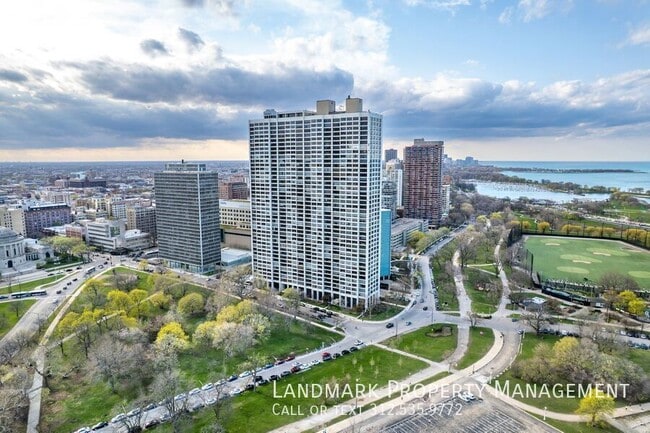 Photo - 2800 N Lake Shore Dr Apartment