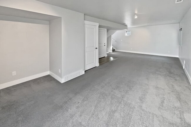 Foto del edificio - 6323 Blushing Willow St