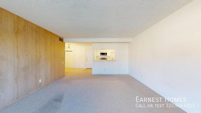 Building Photo - 5460 White Oak Ave