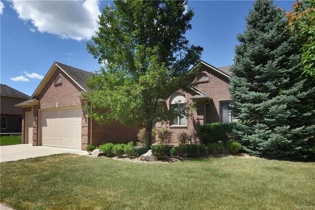 Foto principal - 4583 Rochester Rd
