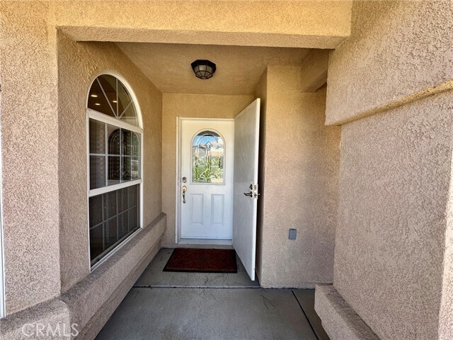 Foto del edificio - 18015 Wildwood Dr