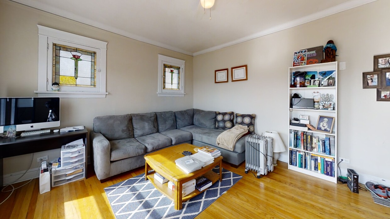 Primary Photo - Vintage, Spacious 1-Bed in the Heart of Fo...