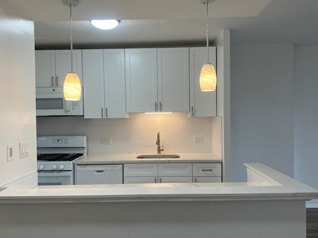 Building Photo - 7002 JFK Blvd E