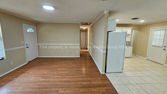 Foto del edificio - 7651 Gordean Rd